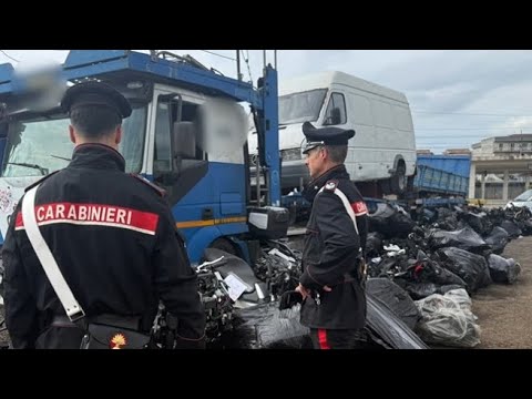 Trovato il deposito delle moto rubate a Roma e Napoli, blitz dei carabinieri