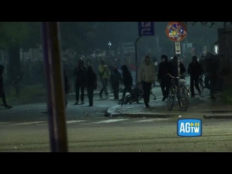 Guerriglia urbana a Bologna, ore di scontri dopo il corteo per la Flotilla