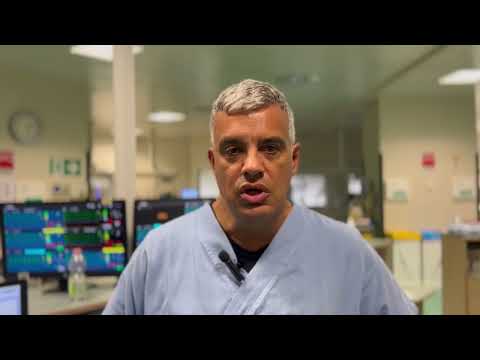 Incidente via Colombo a Roma, il medico: «Le condizioni della ragazza che guidava sono ancora gravi»