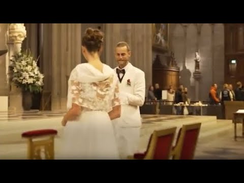 Notre-Dame ospita un raro matrimonio: è per il carpentiere che ha contribuito a ricostruirla