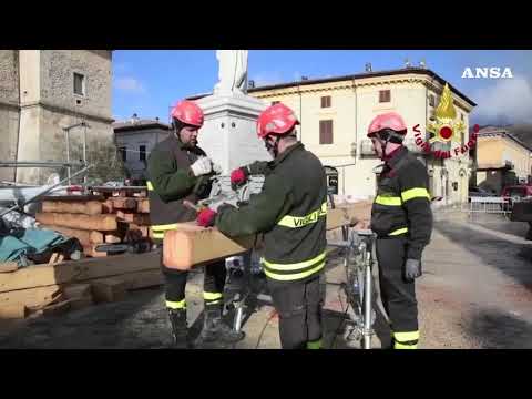 Riapre la basilica di San Benedetto a Norcia, l’intervento dei Vigili del fuoco