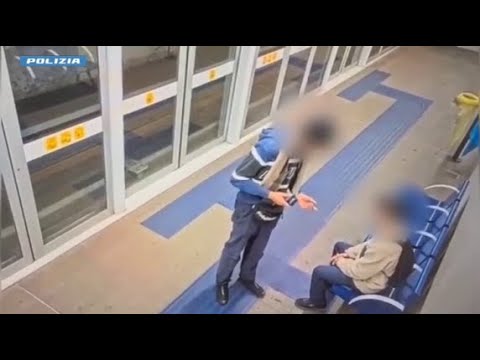 Milano, con un coltello minaccia un ragazzo nella stazione della M4 e lo rapina: arrestato 18enne