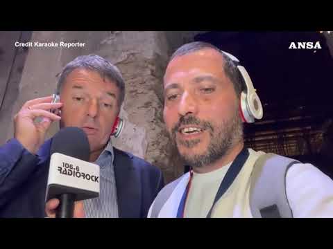 Renzi canta “Alice” di De Gregori e la dedica al ministro Giuli