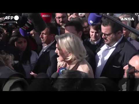 Le Pen contro Macron: “Censuro tutto. La farsa e’ durata abbastanza”