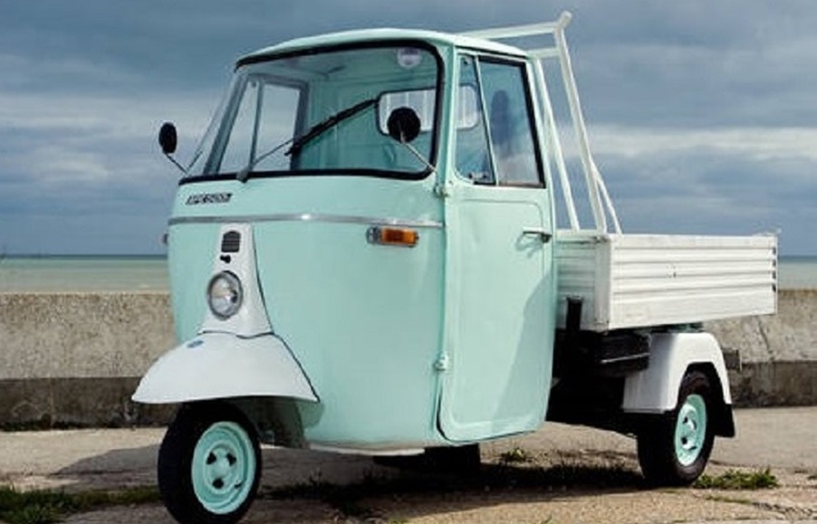 Gli 80 anni dell’Ape Piaggio – La nascita dei juke-box – Il tremendo terremoto in Irpinia