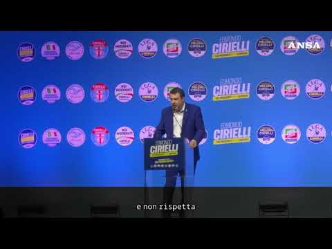 -Migranti, Salvini a Napoli: “Se non ti piace il calcio e San Gennaro torna a casa tua”