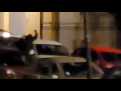 Potenza, distrugge cento specchietti in una notte: panico in centro