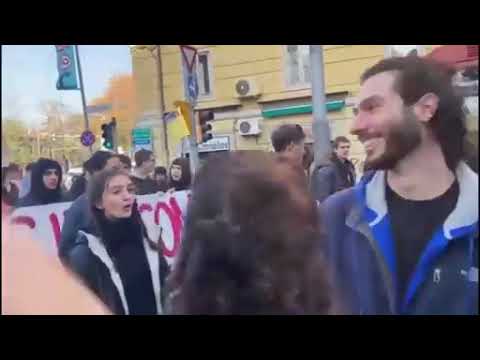 Bologna, la manifestazione «No Meloni Day»: il racconto della protesta