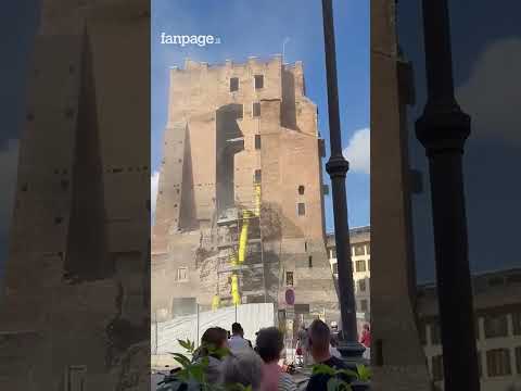 Torre dei Conti a Roma, secondo crollo mentre si scava