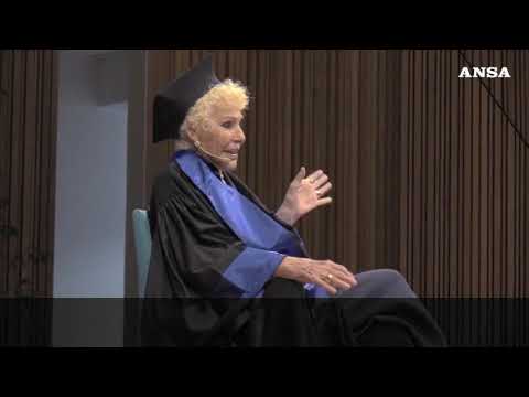 Ornella Vanoni: “La mia vita e’ cambiata incontrando Gino Paoli”