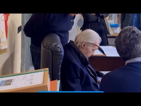 Sgarbi torna (per un giorno) a fare il sindaco ad Arpino