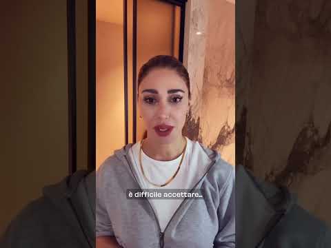 Belen Rodriguez spiega il malessere durante l’intervista in teatro a Vanity Fair Stories