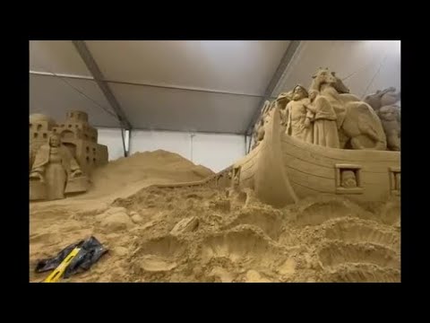 Ecco Kolossal, il presepe di sabbia più grande di sempre sull’arenile di Rimini
