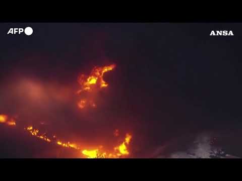 Stati Uniti, aereo cargo si schianta dopo il decollo: almeno 7 morti