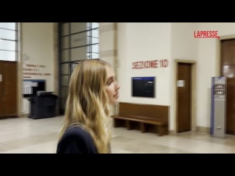 Milano, Chiara Ferragni in tribunale per il Pandoro gate