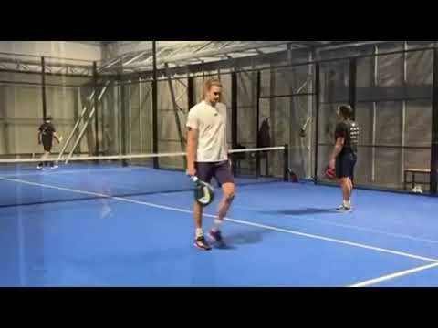 Atp Finals Torino, Alexander Zverev si cimenta con il padel