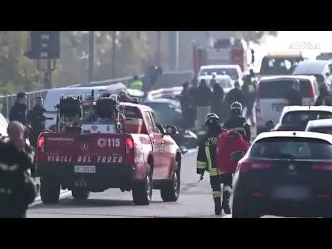 Scontro tra auto sulla tangenziale sud di Bergamo, due morti