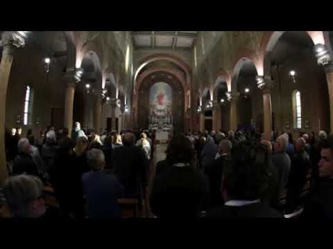 Il funerale di Alberto Zordan, a Sovizzo l’ultimo saluto al maratoneta morto a casa: il video