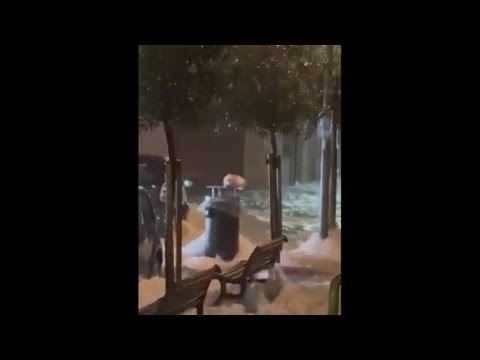 Maltempo, strade come fiumi a Carbonara di Bari