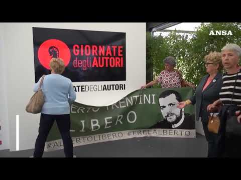 Un anno senza Alberto Trentini, l’appello della madre: “Alberto ha bisogno di voi”
