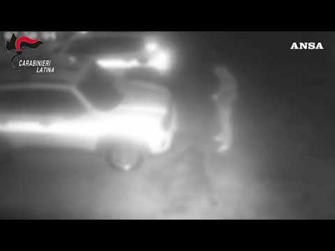 Da’ fuoco a due auto della Polizia locale, arrestato un 40enne