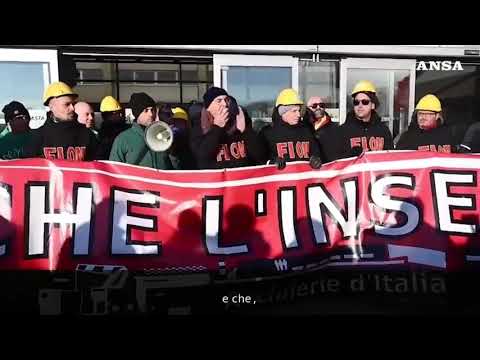 Ex Ilva Genova Cornigliano, lavoratori in corteo con Ansaldo e Fincantieri