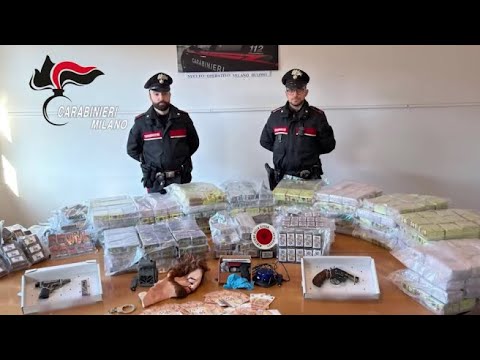 Milano, da un tir con targa sospetta alla scoperta del «kit per rapine»