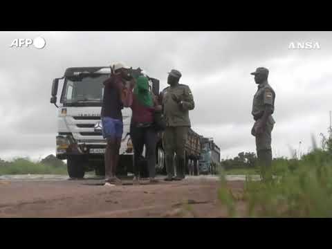 Inondazioni in Mozambico, a Boane strade come fiumi