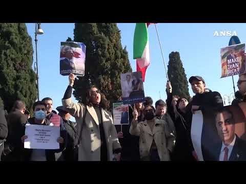 Roma, corteo per il popolo iraniano anti-regime e lo scia’