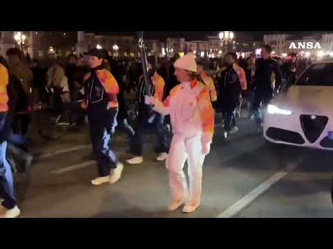 Milano Cortina, acceso in Prato della Valle a Padova il braciere olimpico di tappa