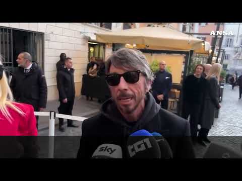 Valentino, Versace: “Fu il primo a venire da me quando mori’ mio fratello”