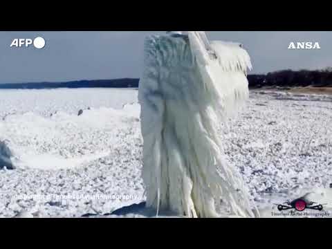 Nordamerica nella morsa del gelo, la neve sullo Stato di New York