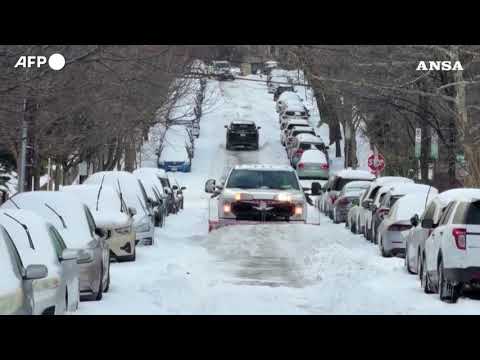 Tempesta artica sul Nord-America, sale il numero delle vittime