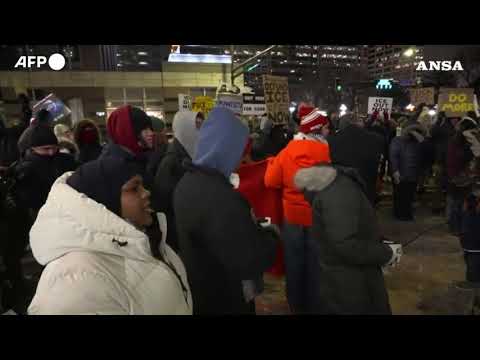 Minnesota, nuove proteste contro gli agenti federali dell’Ice