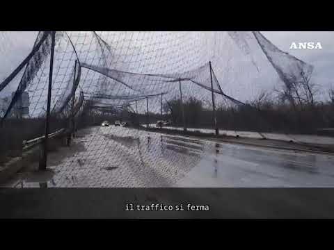 I tunnel della vita nel Donbass