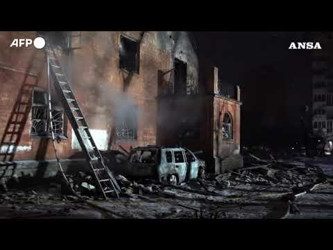 Ucraina, massicci raid russi su Kiev: almeno quattro morti e 19 feriti