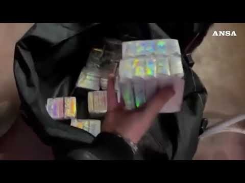 Roma, scoperto un box usato come deposito per lo spaccio