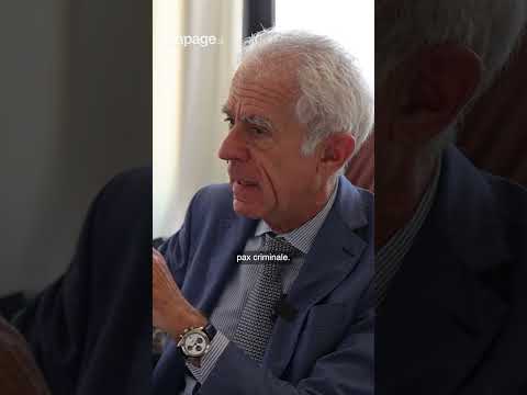 Questi panetti contengono droga proveniente dalla Colombia. Ma dove sono destinati?