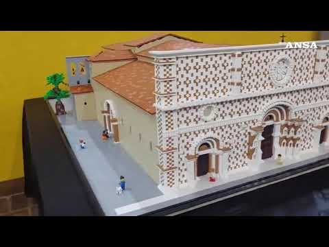 La Basilica di Collemaggio dell’Aquila in 90mila mattoncini Lego