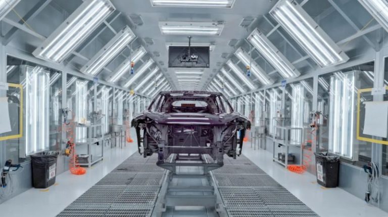 Cina, la gran parte delle aziende manifatturiere ha adottato sistemi digitali