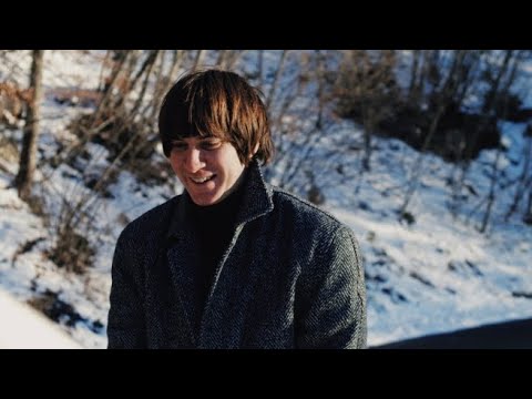 Matteo Alieno, il cantautore romano e il nuovo singolo che anticipa l’album «Spalle»