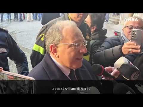 Incendio del Sannazaro, il prefetto di Napoli: “Il teatro distrutto in pochi attimi”