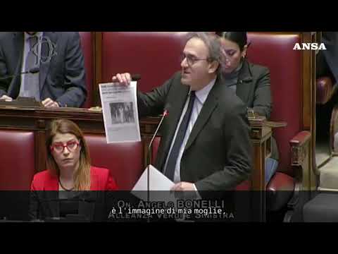 “Vi spariamo in testa”, Bonelli denuncia in Aula minacce di morte