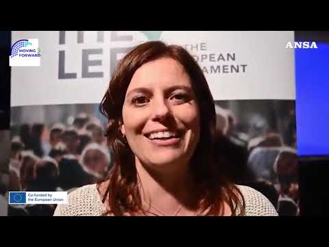 Ilaria Salis all’evento “Insieme per il diritto all’abitare” a Genova