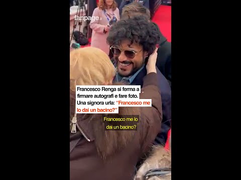 Francesco Renga tra i fan a Sanremo 2026. Una signora urla: “Francesco me lo dai un bacino?”