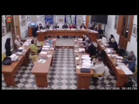 «Perché Calenzano si gemella con gli storpi ridotti male e non con l’Austria che è ricca?» La con…