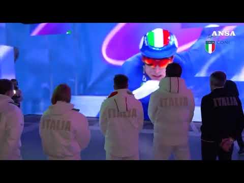 Milano Cortina, l’applauso alla staffetta short track vincitrice del 2  oro azzurro