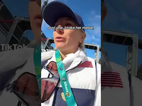 “Le medaglie si rompono”: la denuncia di diversi atleti a Milano Cortina