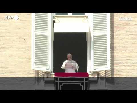 Il Papa: “Costernato per le notizie dal Medio Oriente, tacciano le armi”