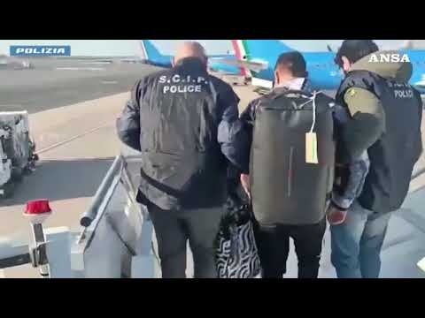 Estradato dalla Finlandia il secondo presunto aggressore dello youtuber Cicalone